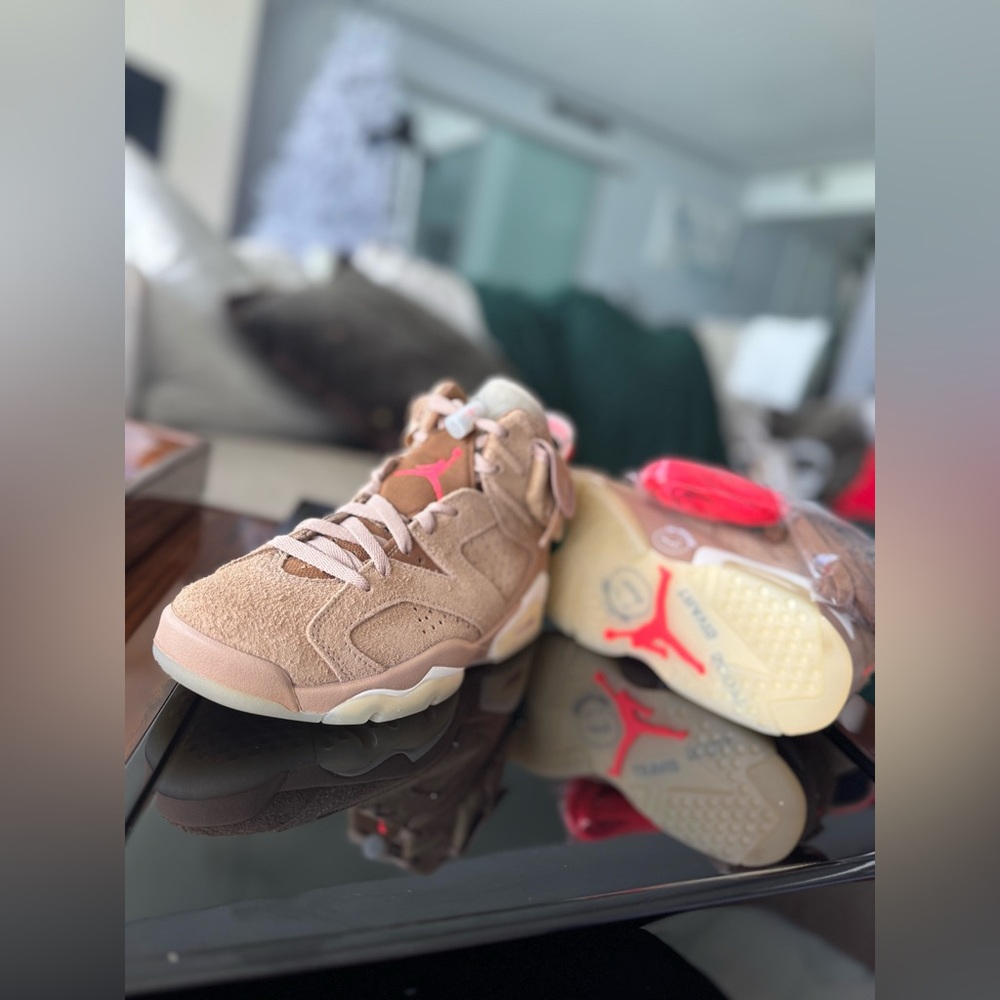 NEW IN BOX Jordan 6 Retro Travis Scott British Khaki